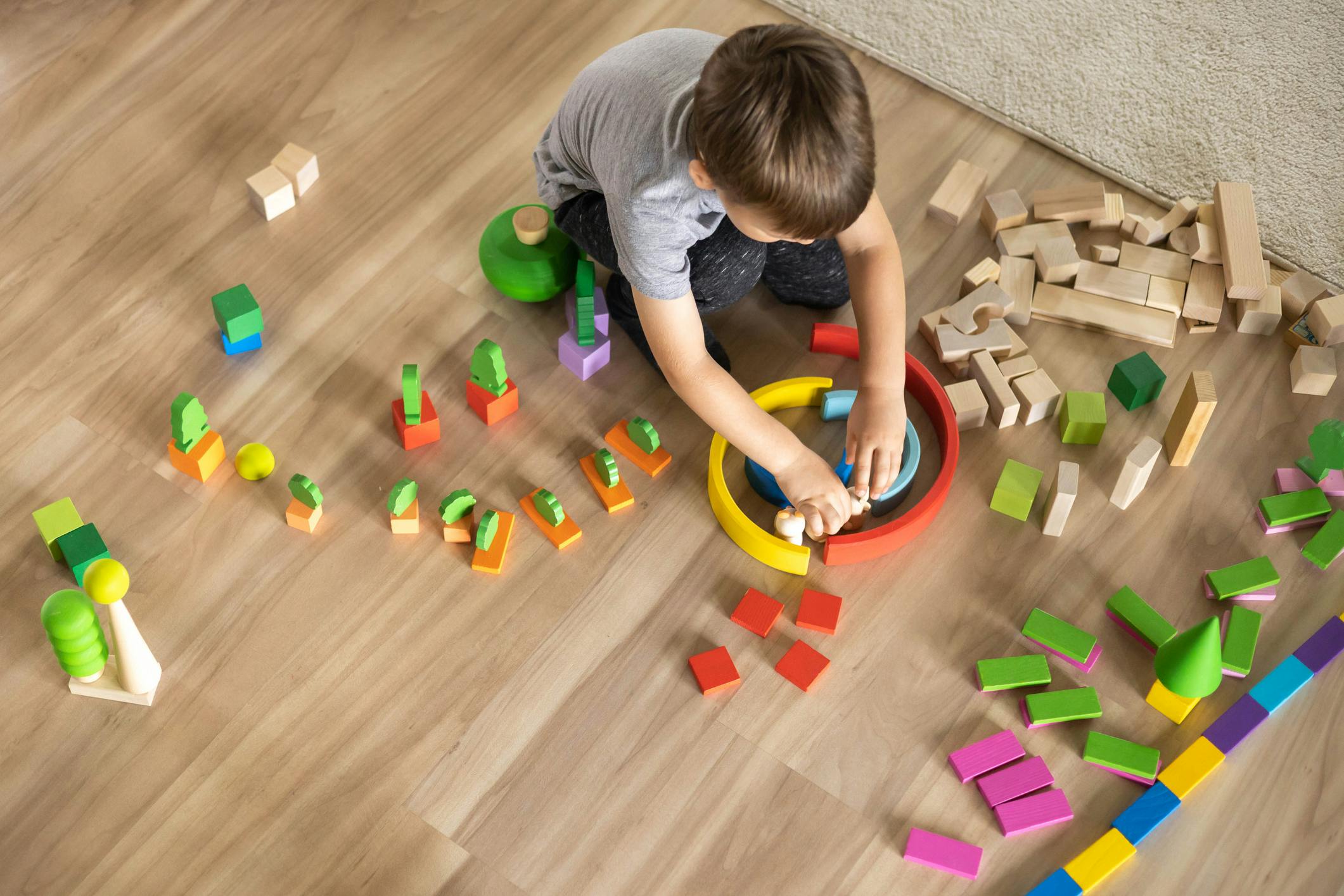 découvrez la méthode montessori, une approche éducative innovante qui favorise l'autonomie, la créativité et le respect du rythme de chaque enfant. apprenez comment cette méthode inspire un apprentissage actif et personnalisé.