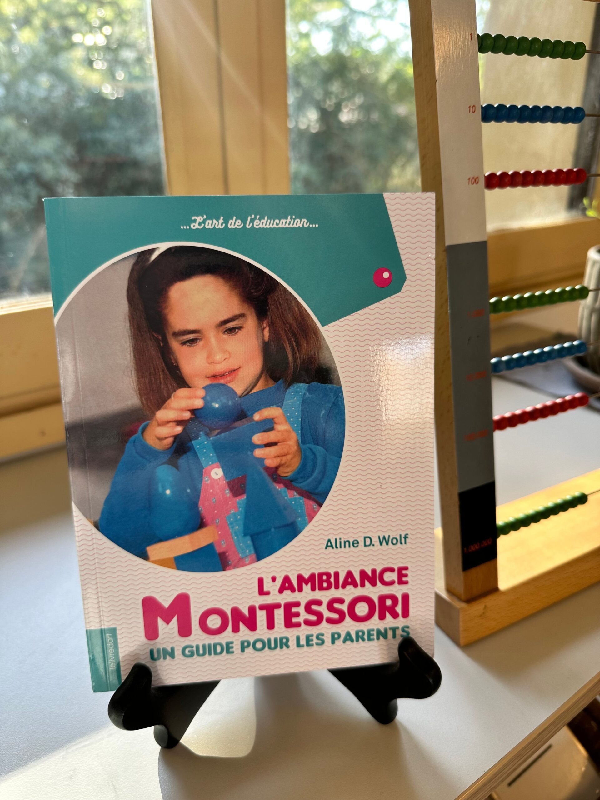 découvrez notre guide montessori complet, conçu pour aider les parents et les éducateurs à comprendre et à appliquer les principes de la méthode montessori. explorez des conseils pratiques, des activités adaptées et des ressources pour stimuler l'apprentissage autonome et le développement harmonieux des enfants.